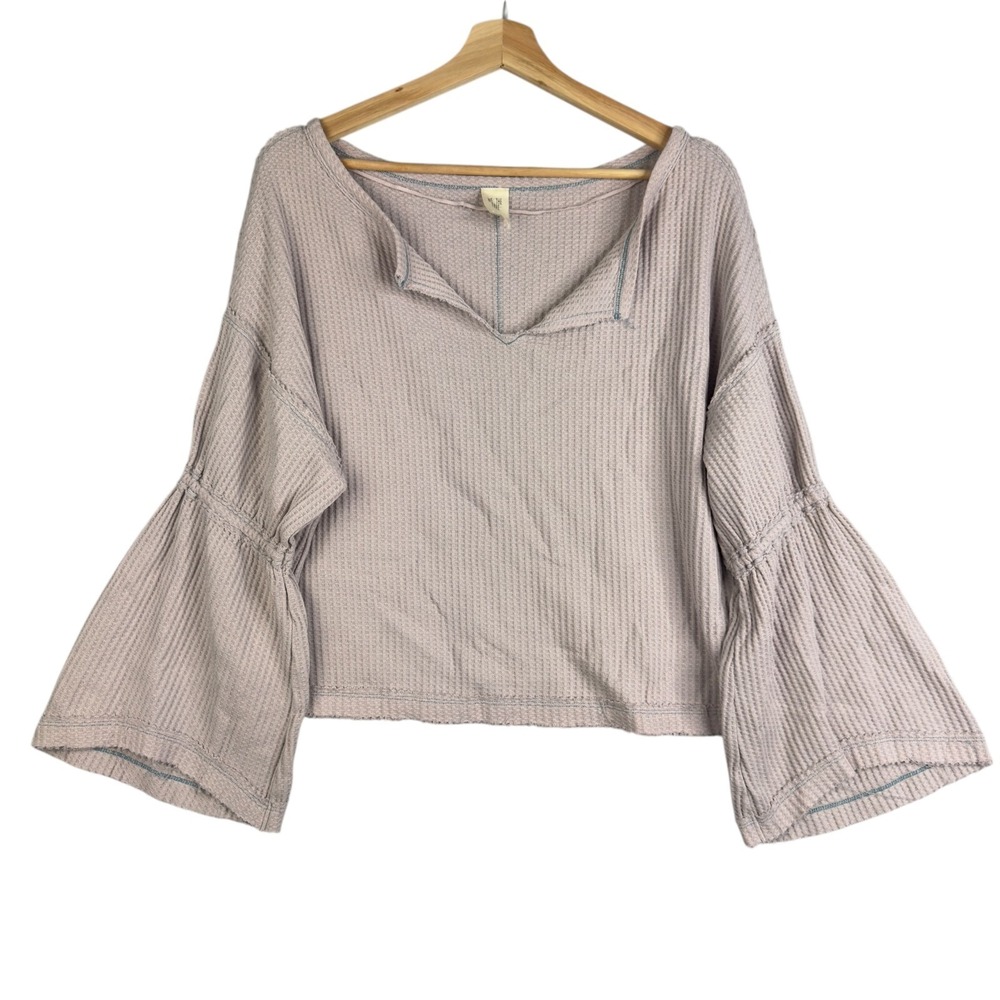 We The Free Women's Ivory Pink Size XS Bell sleeve Waffle Knit V-neck Top Shirt